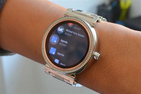 michael kors access sofie reading messages|Michael Kors Launches Chatbot For Its Access Sofie Smartwatch .